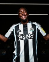 瑞典球员转会费排名：伊萨克居首&amp;伊布次席，伊兰加6140万欧第三