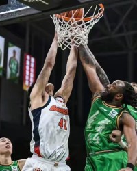 欧冠决赛-辽宁惨败广东，揪出最大混子，杨鸣气得直跺脚，杜锋偷着笑