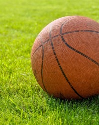 四战42中31轰68分！外媒赞张子宇正改变女篮历史 日媒：移动万里长城