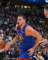 欧冠决赛-夺冠后球员不断流失，掘金身处小市场感受内外交困